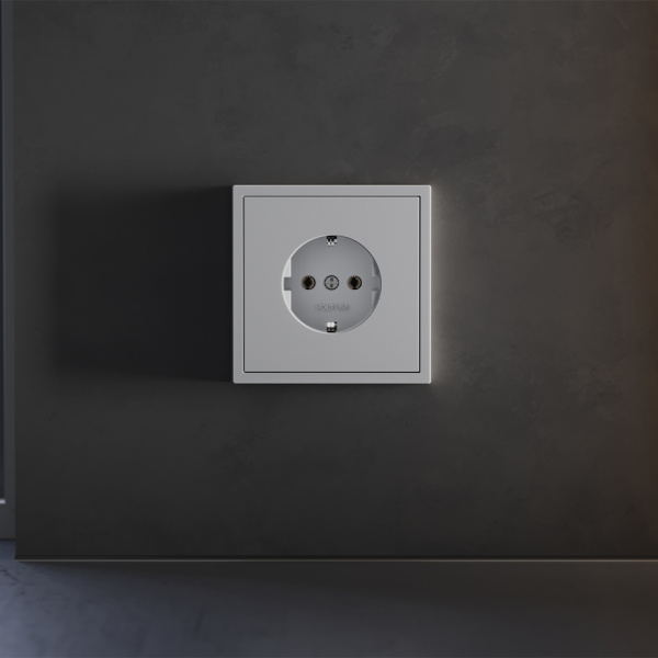 Render_image_front_VLS000616_w_standard